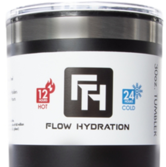 New Hot & Cold Insulated Mug with Personalized Vinyl saying of your choice - Picture 2 of 11